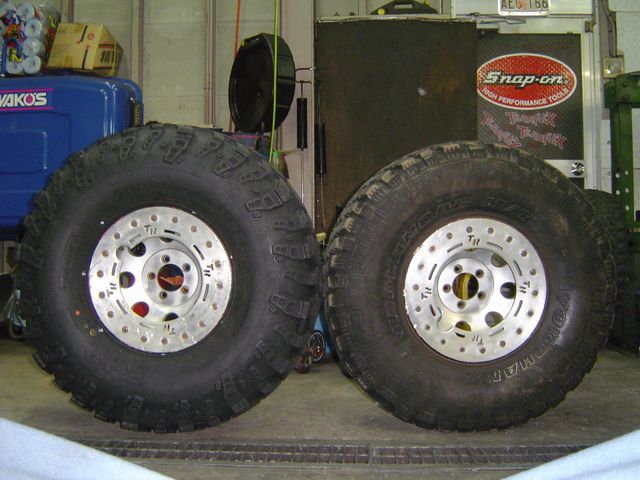 http://www.4x4life.jp/shops/2008/10/08/3020.jpg