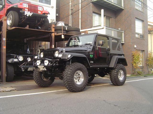 http://www.4x4life.jp/shops/2008/10/24/3172.jpg