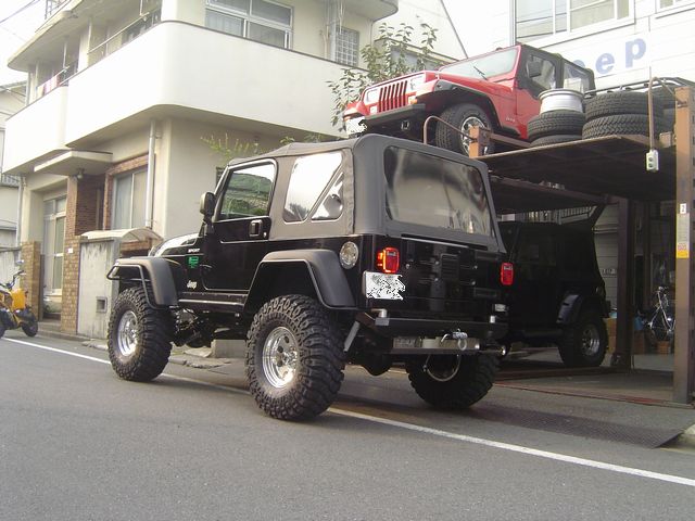 http://www.4x4life.jp/shops/2008/10/24/3175.jpg